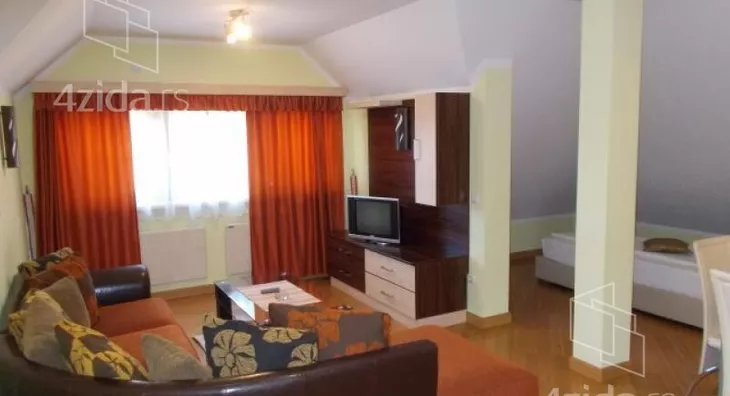 Ugostiteljski objekat | 4zida