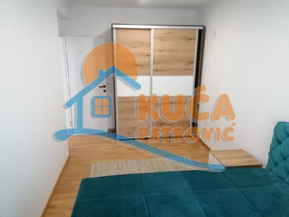 Sestre Baković | 4zida.rs