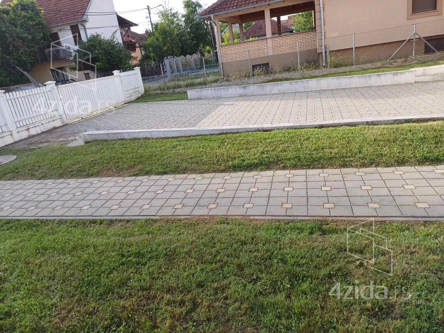3-etažna kuća | 4zida