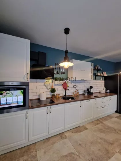 HEROJA PINKIJA | 4zida.rs