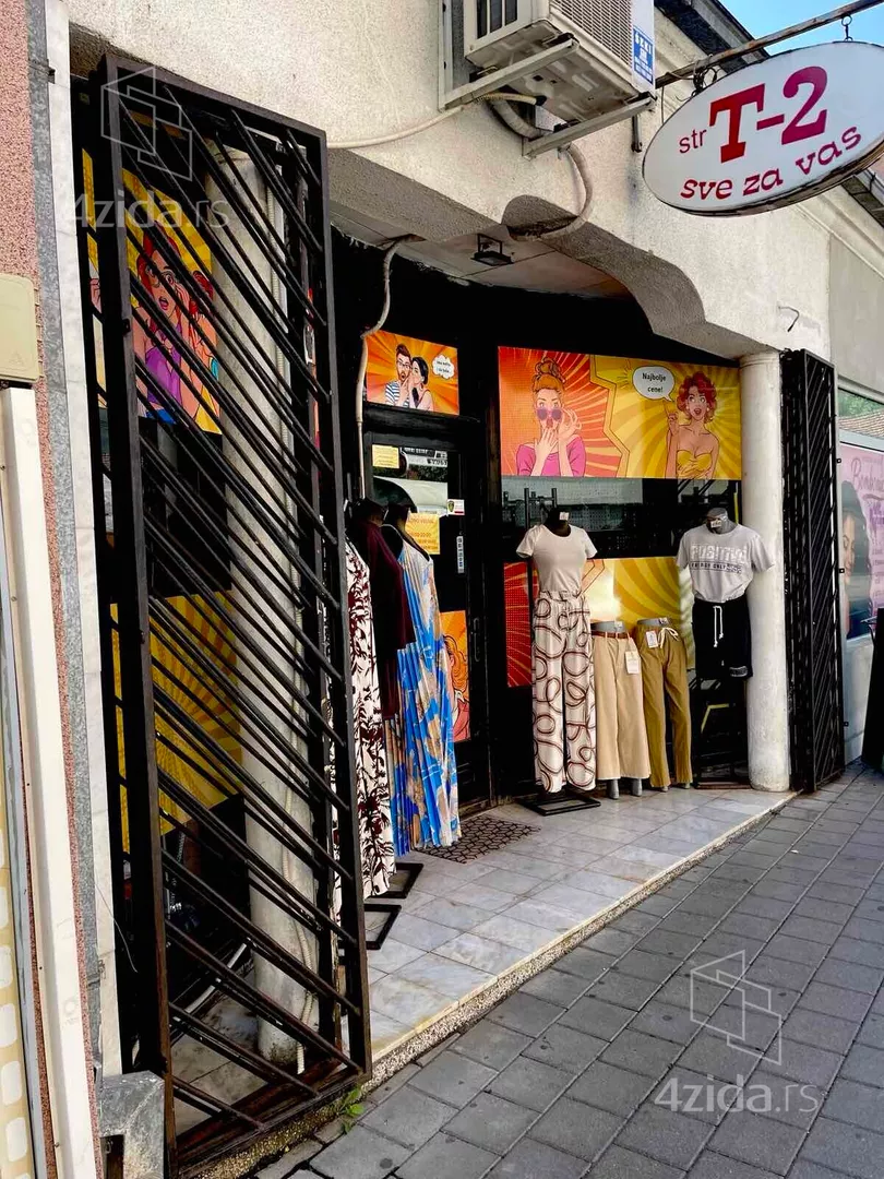 Lokal | 4zida