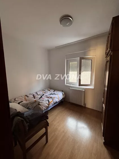 Sremska Kamenica | 4zida.rs