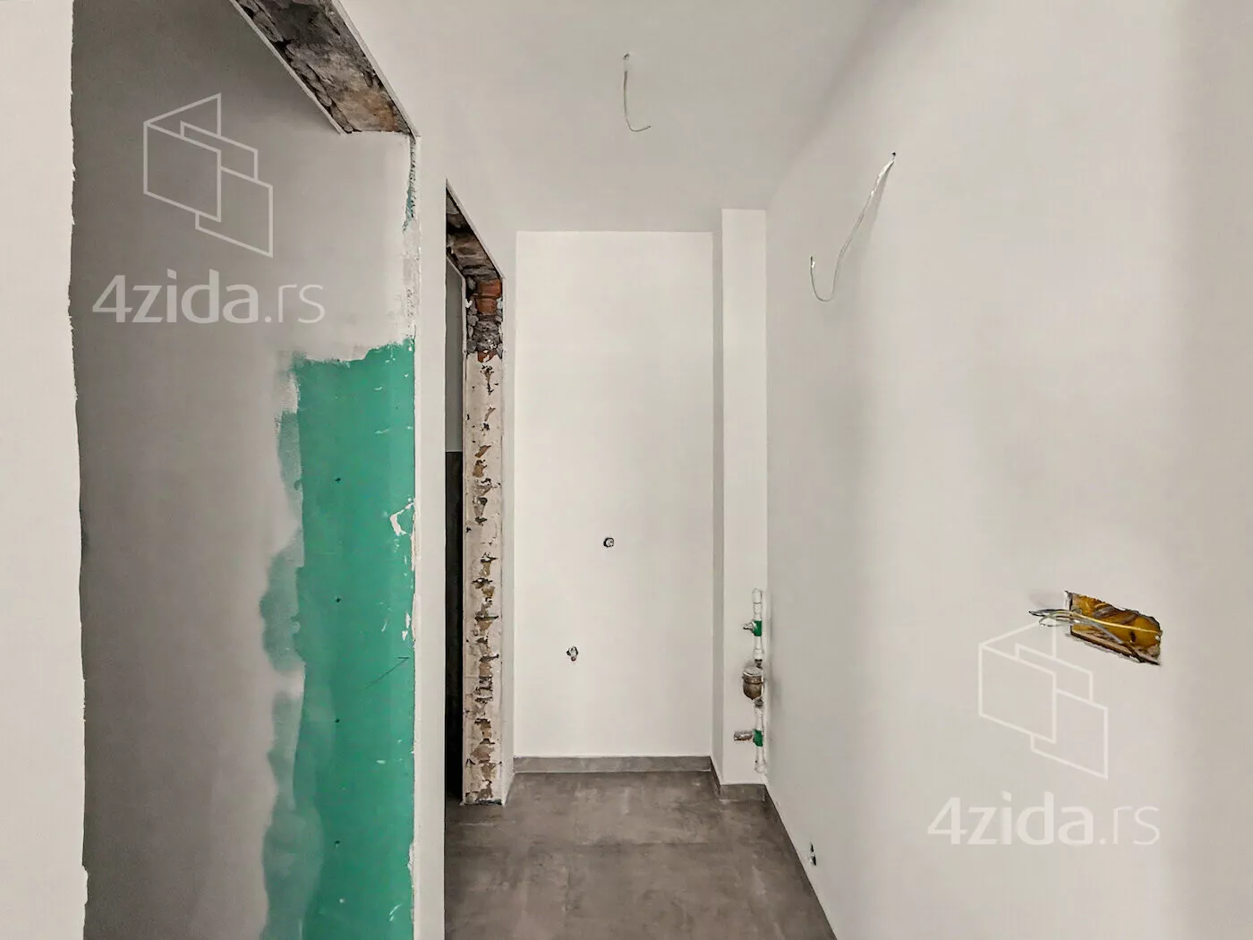 Lokal | 4zida
