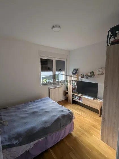 Slavonska | 4zida.rs