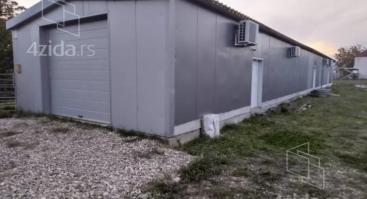 Poslovni prostor | 4zida