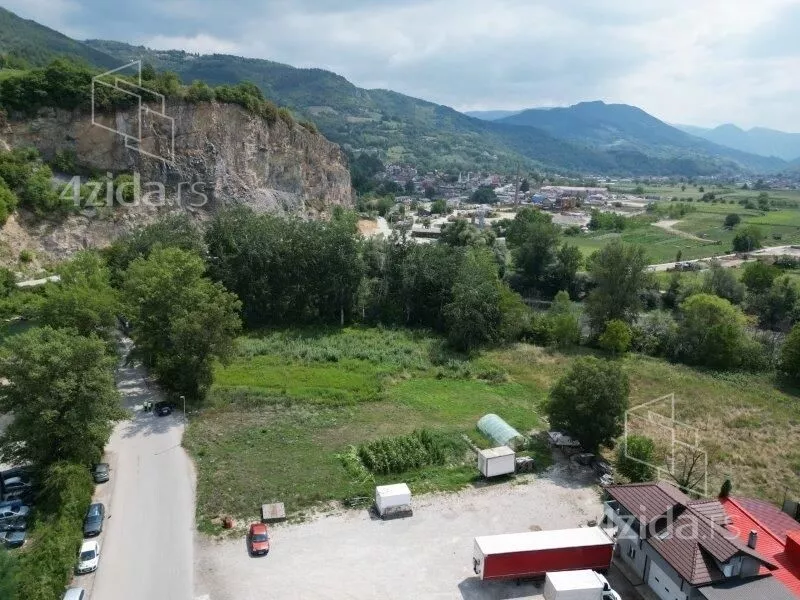 Plac | 4zida