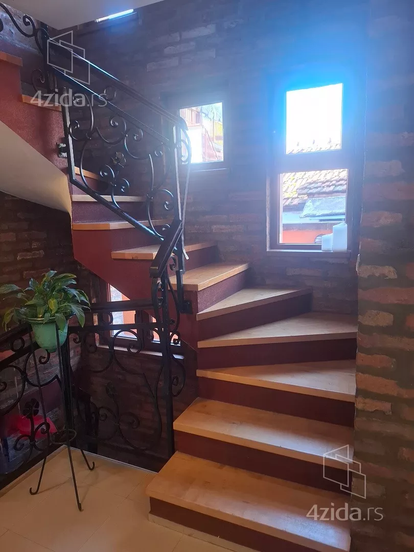 6-etažna kuća | 4zida