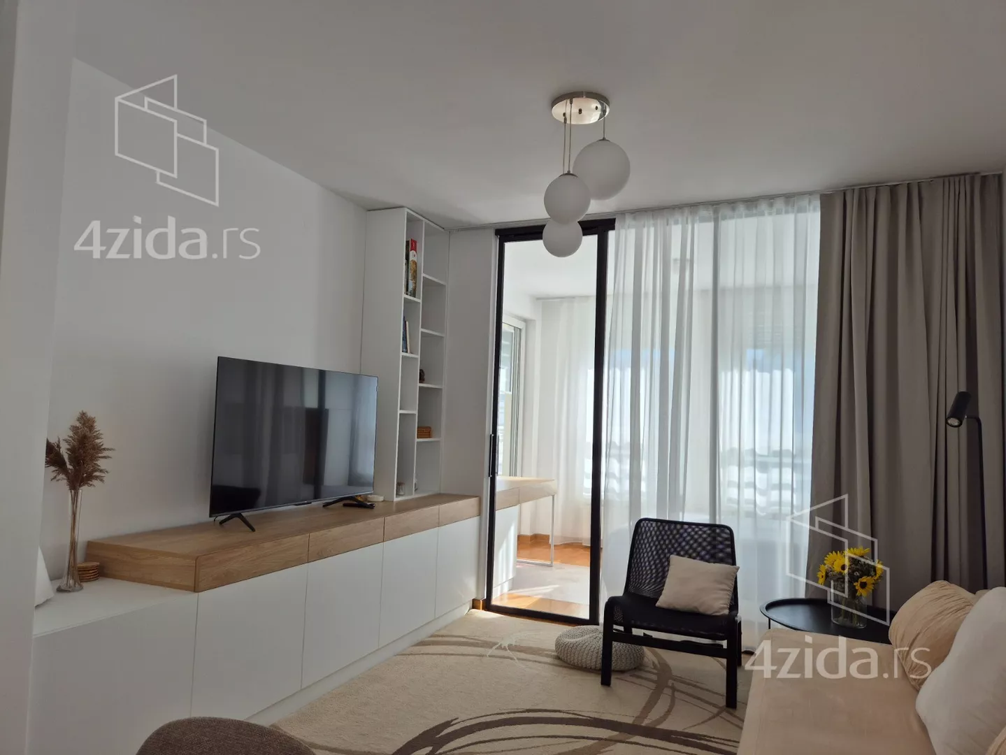 Jednoiposoban stan | 4zida