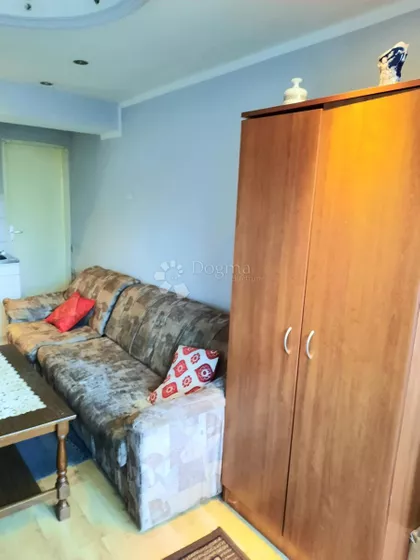 Šesnaestog Oktobra | 4zida.rs