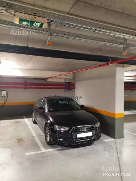 Garaža/Parking | 4zida