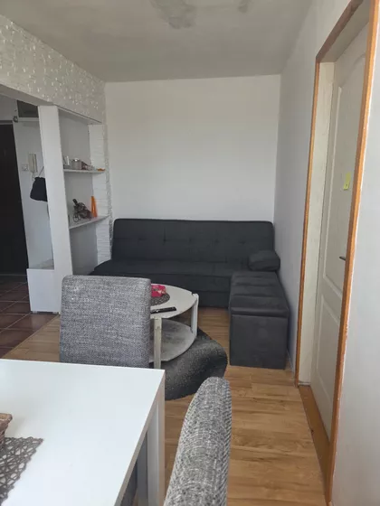 Mali Radanovac | 4zida.rs