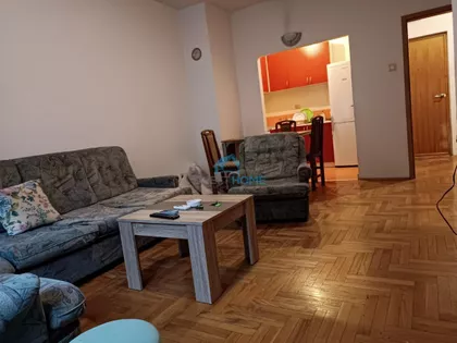 Niška | 4zida.rs
