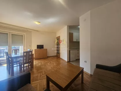 Jakšino igralište | 4zida.rs