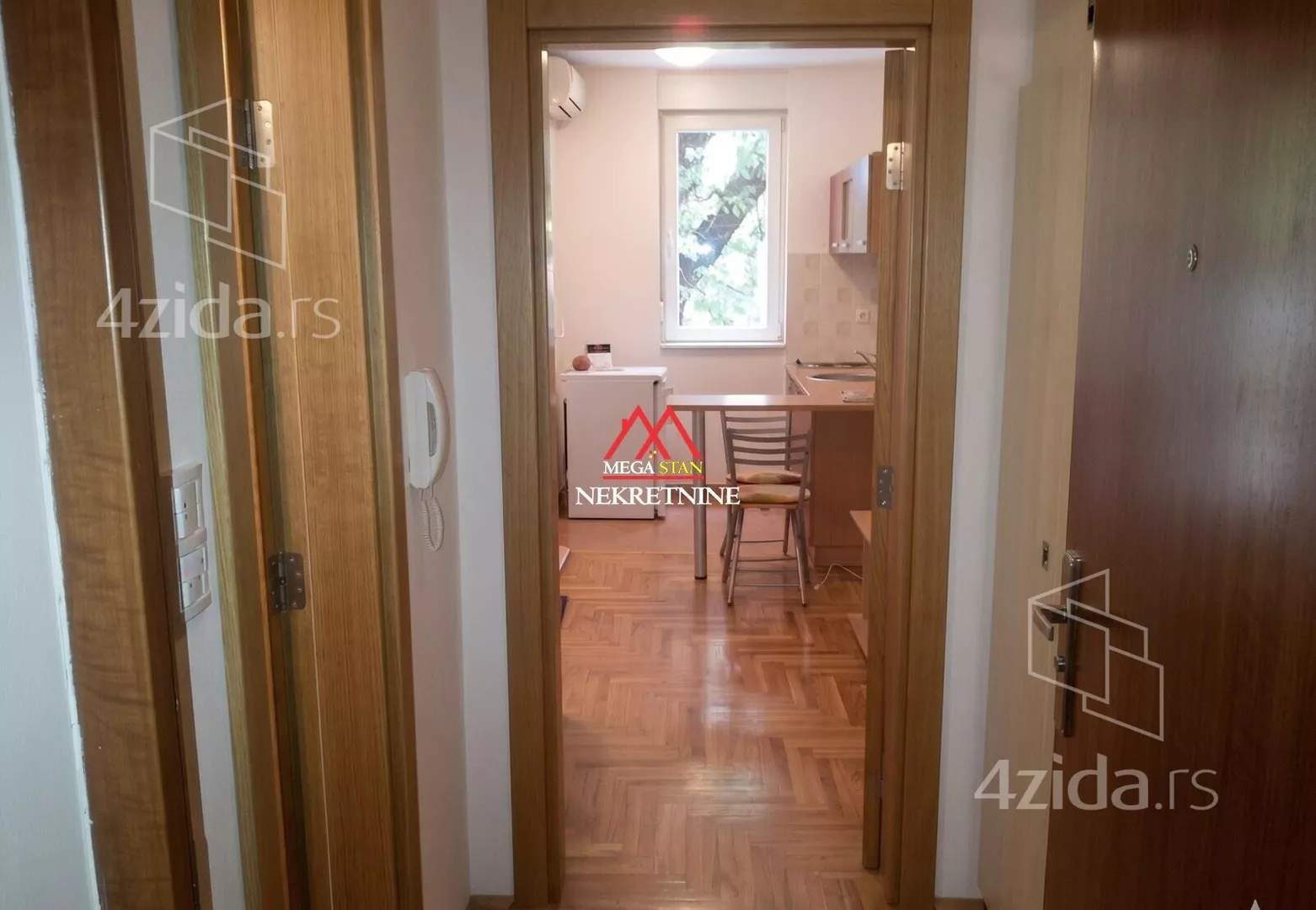 Garsonjera | 4zida