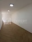 Lokal | 4zida