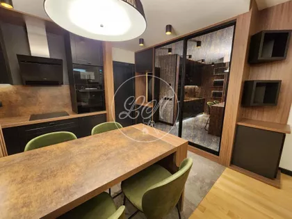 Omladinskih brigada | 4zida.rs