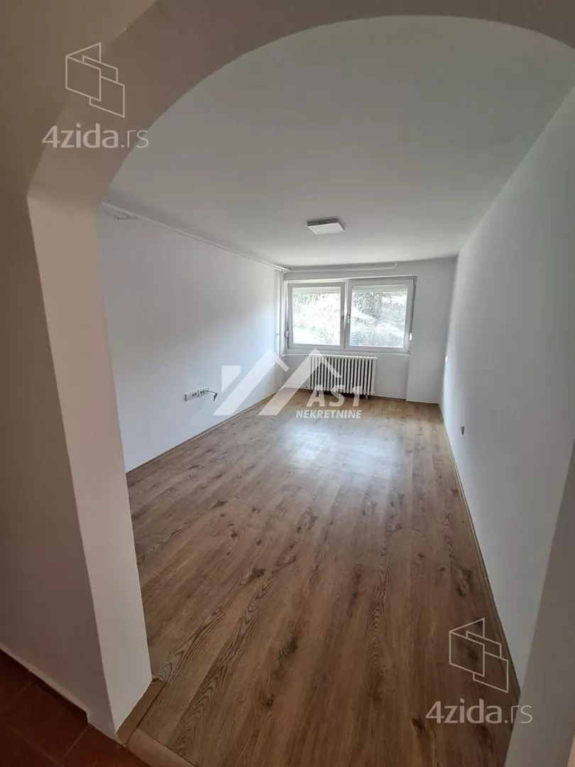 4-etažna kuća | 4zida