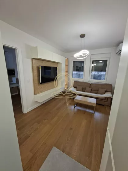 Ledinačka | 4zida.rs