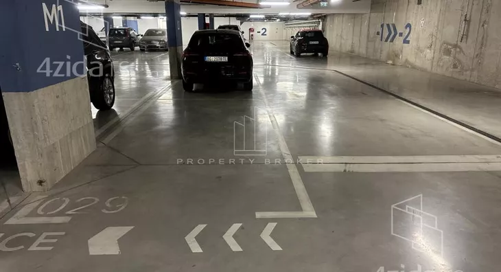 Garaža | 4zida