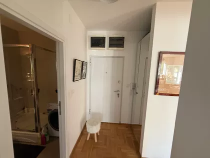 Mirka Milojkovića 25 | 4zida.rs
