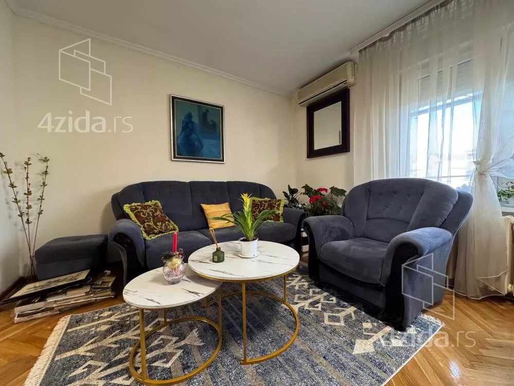 Troiposoban stan | 4zida