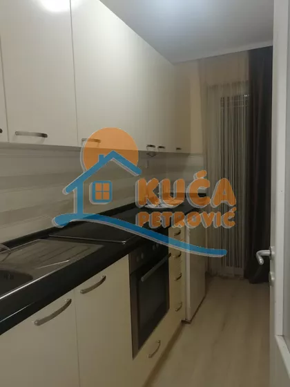 Momčila Milovanovića | 4zida.rs
