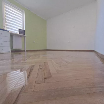 Donjovrežinska | 4zida.rs