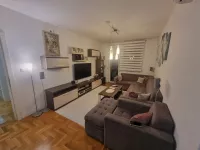 Železnička stanica, Banatić, Gradske lokacije, Novi Sad | 4zida.rs