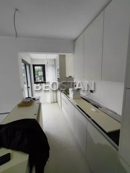 Ledi Pedzet | 4zida.rs