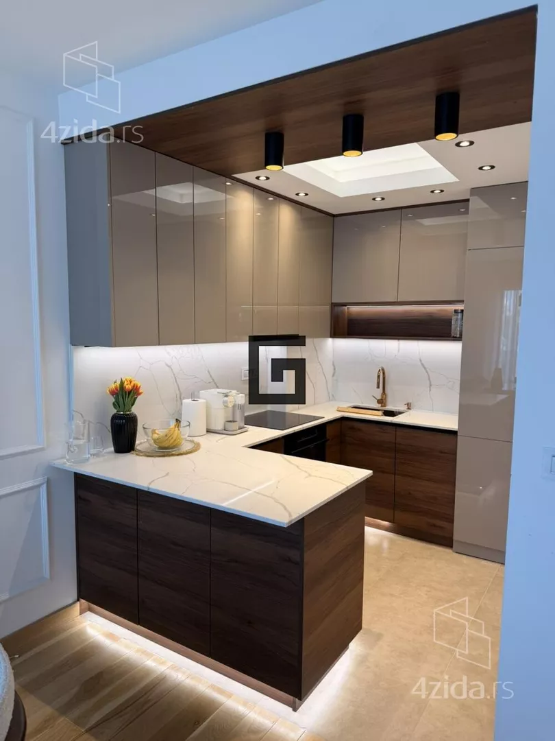 Petosoban stan | 4zida