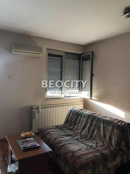 Bulevar oslobođenja | 4zida.rs