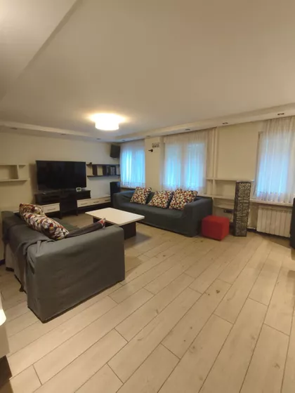 Limanska Pijaca | 4zida.rs