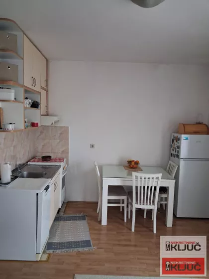 Bulevar Patrijarha Pavla (Somborski Bulevar) | 4zida.rs