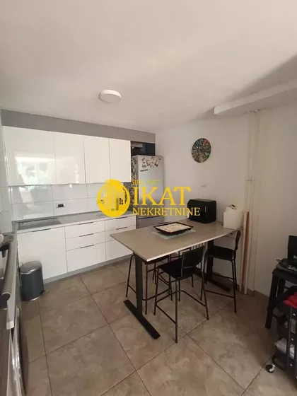 Medaković 3 | 4zida.rs