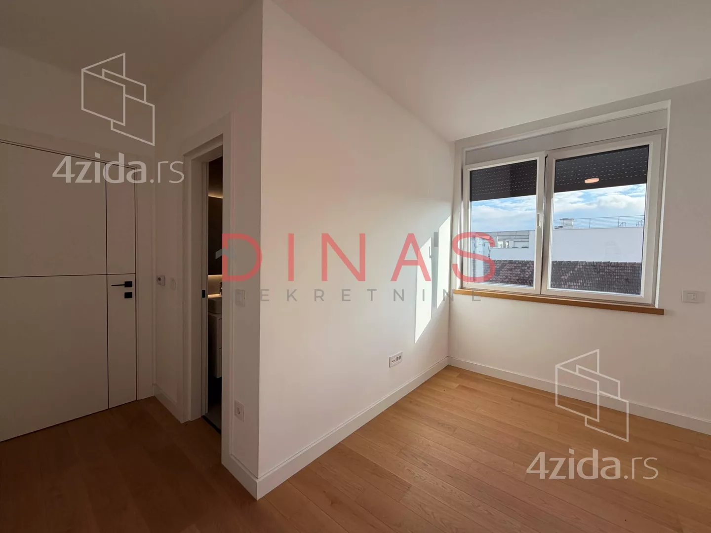 Petosoban stan | 4zida