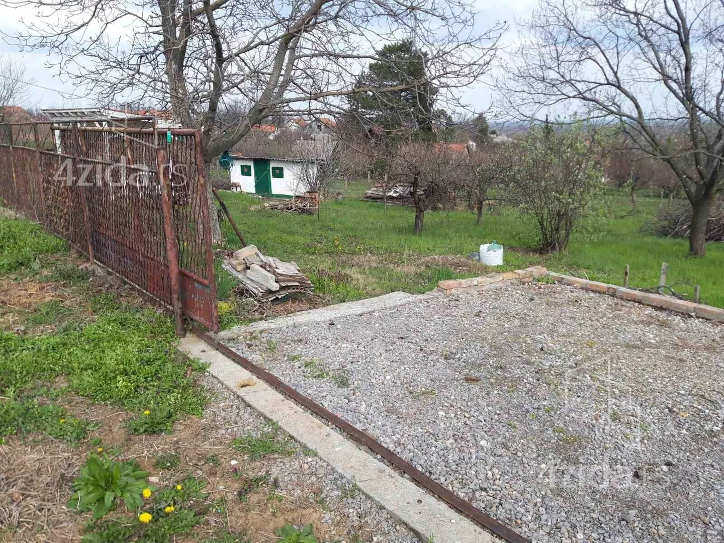 Građevinsko zemljište | 4zida