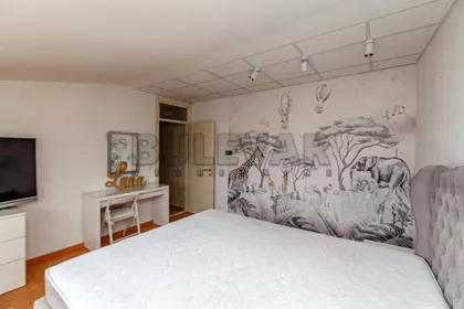 Ivana Milutinovića | 4zida.rs