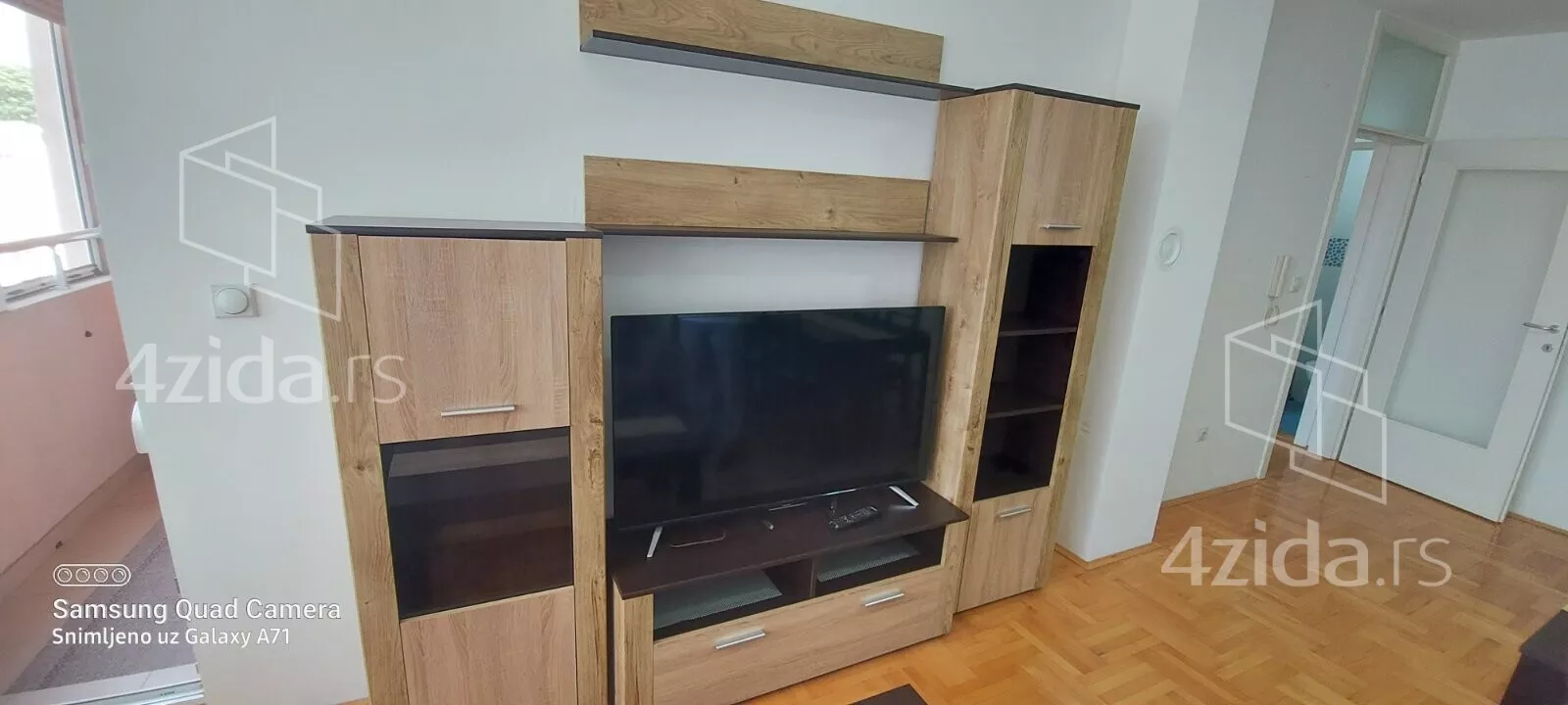 Fotografija stana 3 od 21