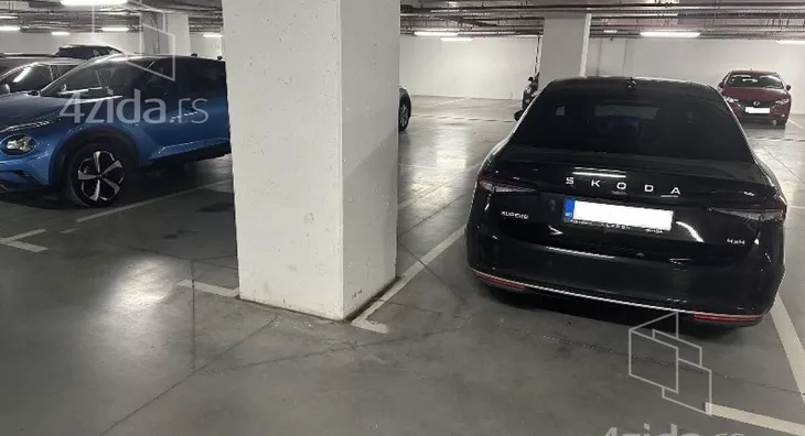 Garaža/Parking | 4zida