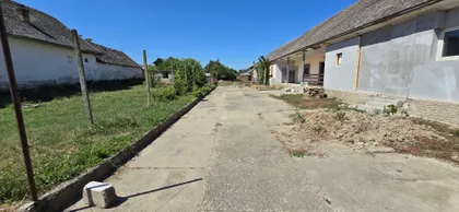 Lovćenac | 4zida.rs