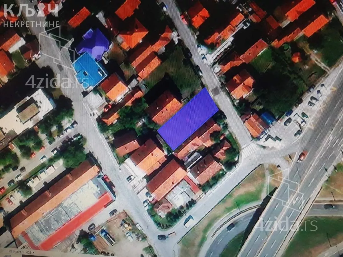 Plac | 4zida