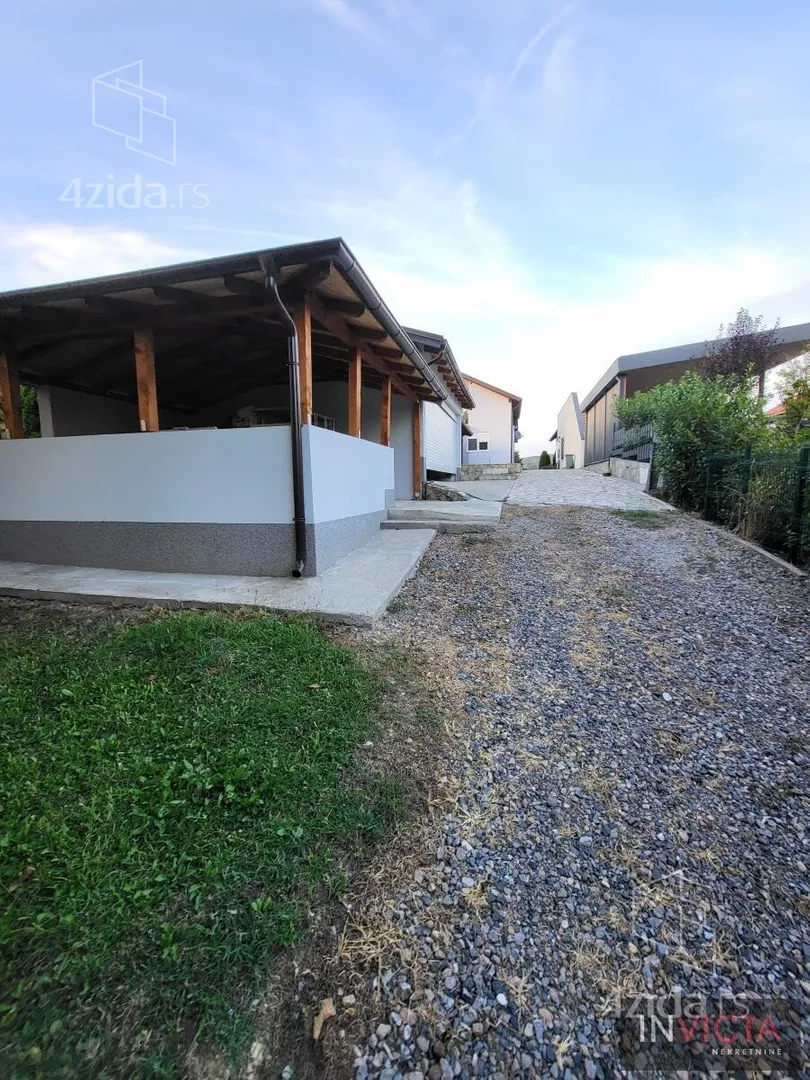 Kuća | 4zida