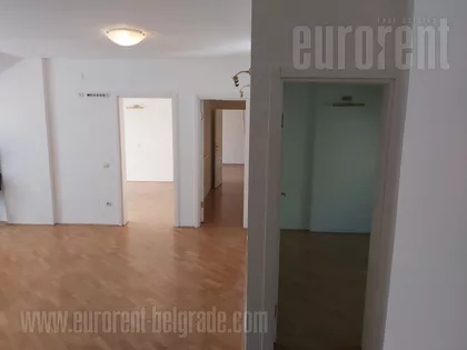 BANOVO BRDO | 4zida.rs