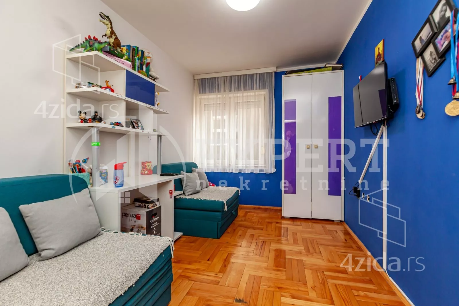 Dvoiposoban stan | 4zida