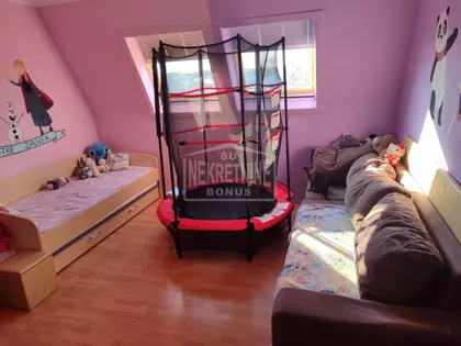 Mali Radanovac | 4zida.rs