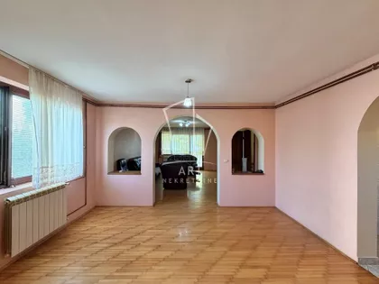 Dušana Stojanovića | 4zida.rs
