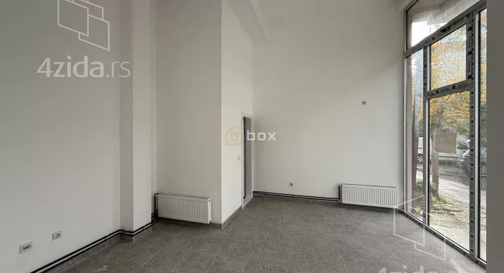 Poslovni prostor | 4zida