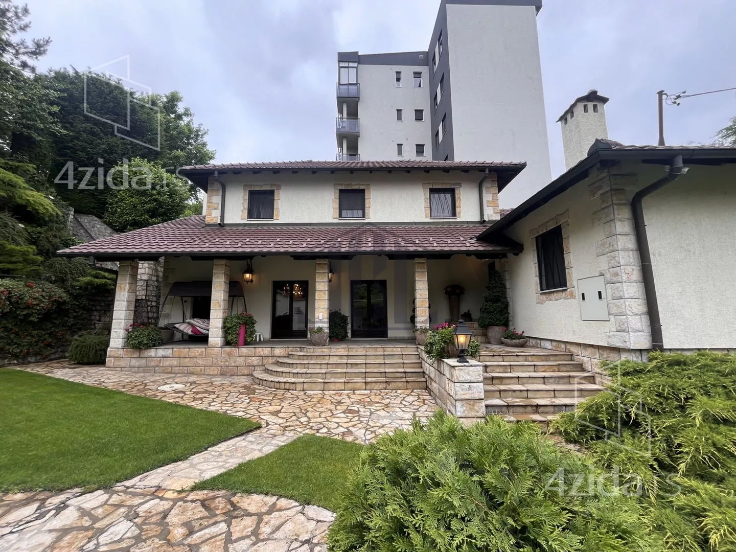 Kuća | 4zida