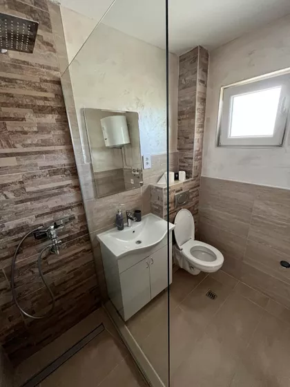 Vojvođanska | 4zida.rs