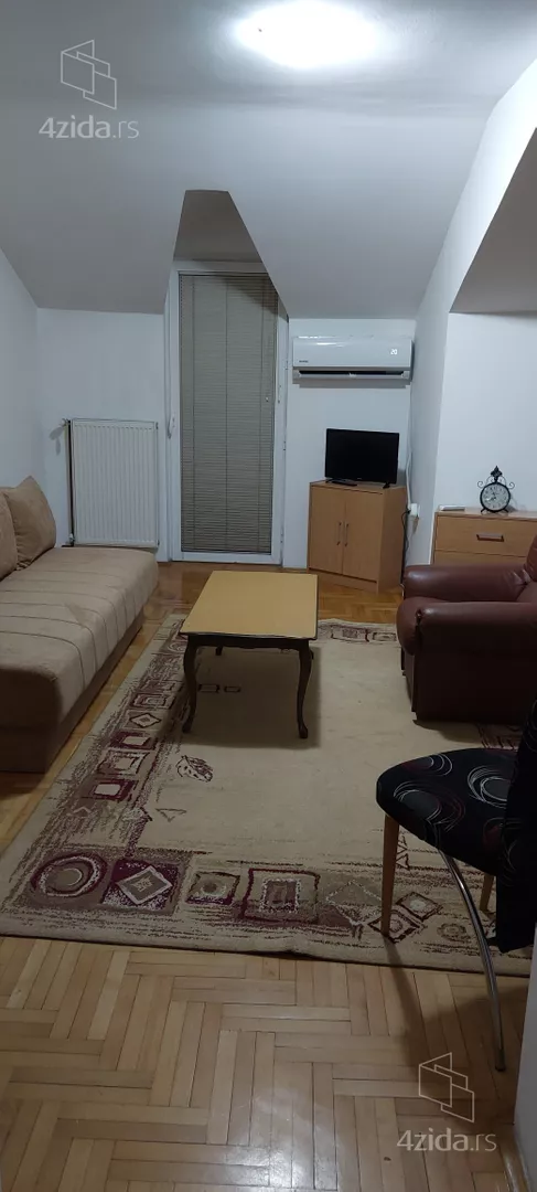 Garsonjera | 4zida